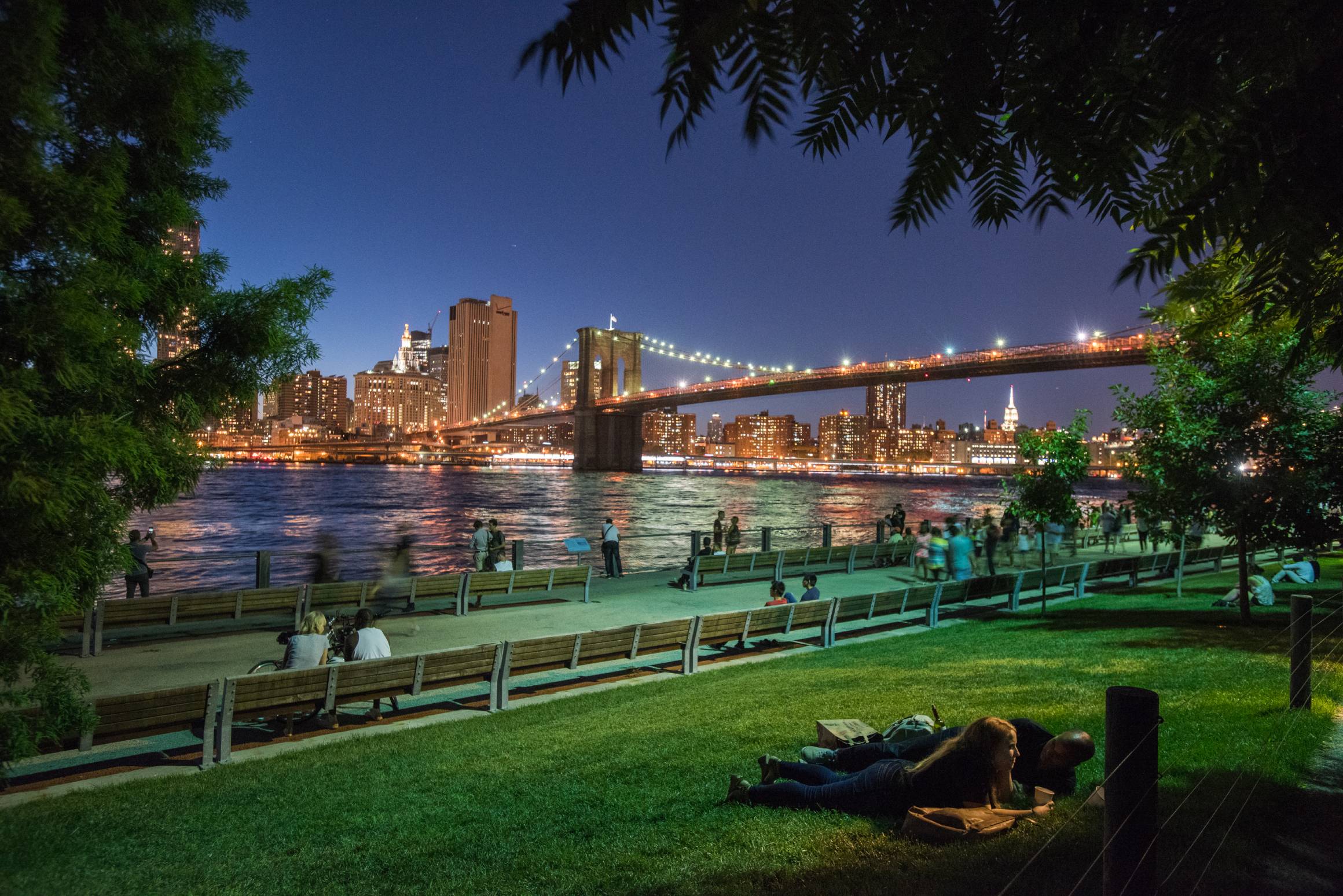 Brooklyn Bridge Park Waterfront Walk — Parks in DUMBO / Brooklyn Heights / Vinegar Hill, Brooklyn